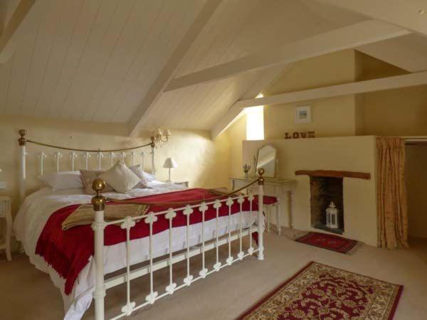 Meadowside Cottage, Characterful Grade 2 Listed Cottage Near To Wadebridge And Padstow Dış mekan fotoğraf